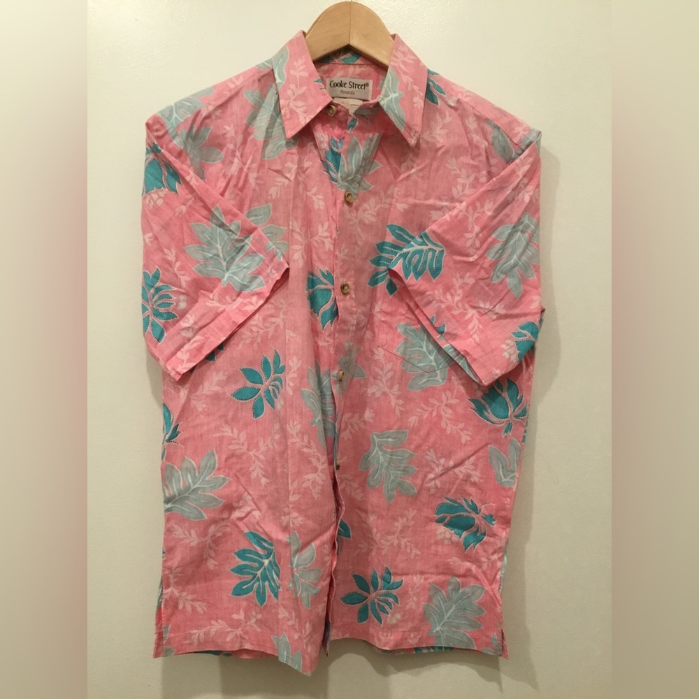 Cooke Street Short Sleeve Buttondown Aloha Shirt (Small)